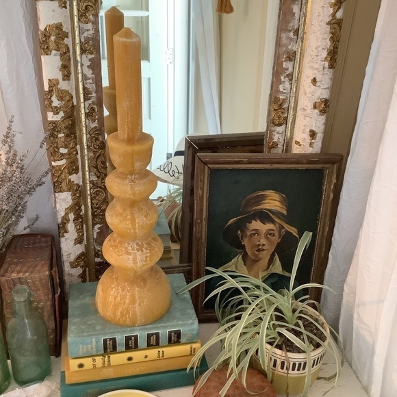 🆕 New Anthropologie Mustard Yellow Pillar Spindle Taper Candle - Picture 2 of 9